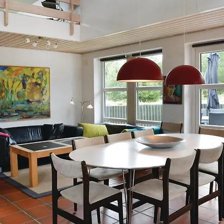 Holiday home Beautiful In Romo With Wifi Romo Kirkeby